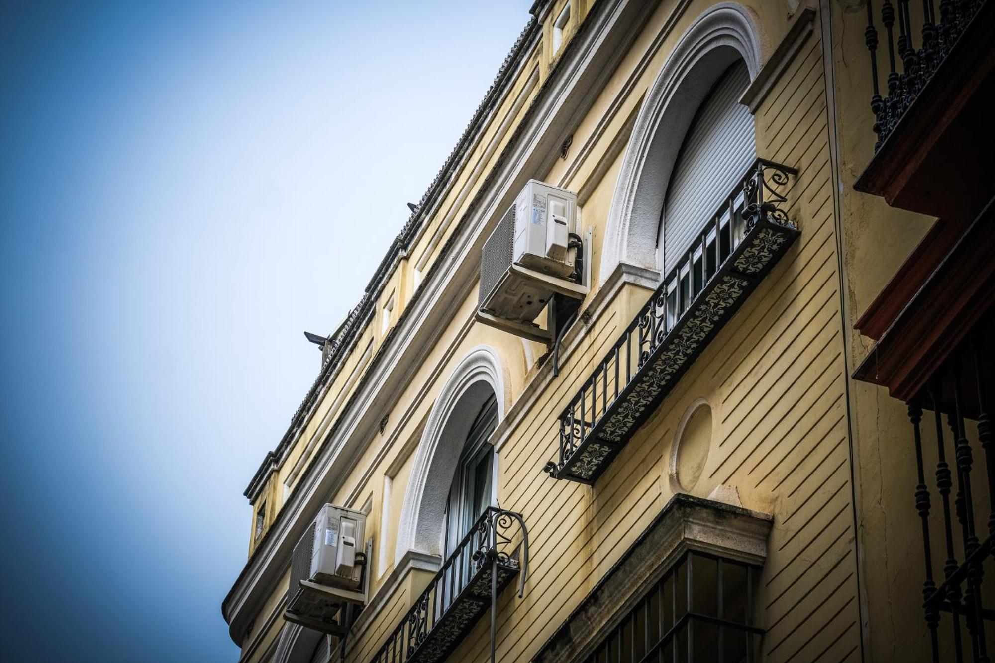Apartamentos San Roque セビリア エクステリア 写真