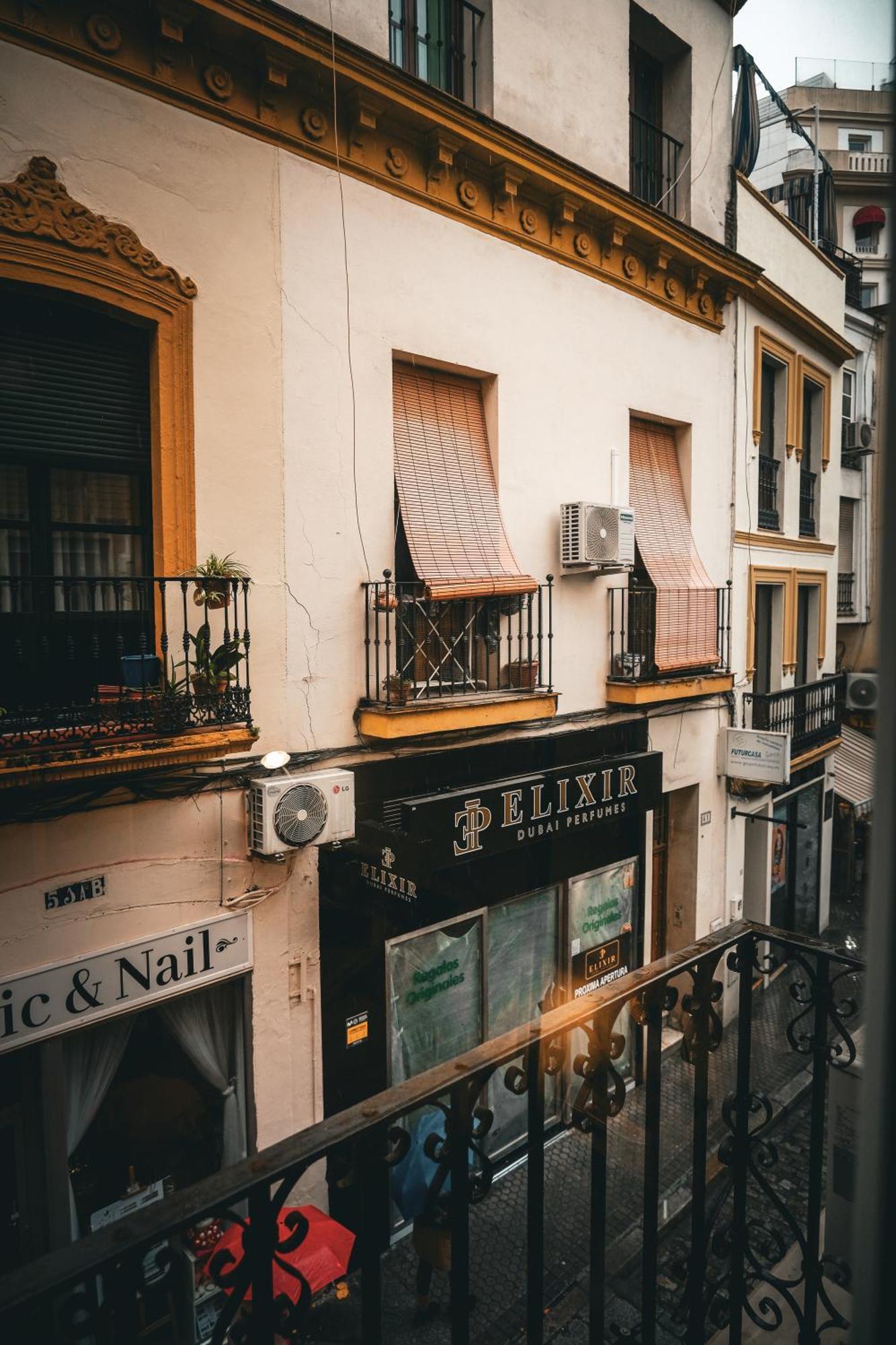 Apartamentos San Roque セビリア エクステリア 写真